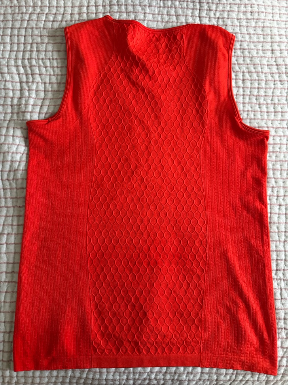 Athleta Bright Red Textured Sleeveless Tank - Picture 5 of 5
